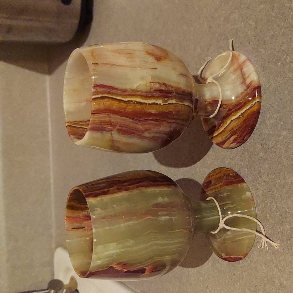 2 Onyx wine glasses